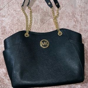 Michale kors purse